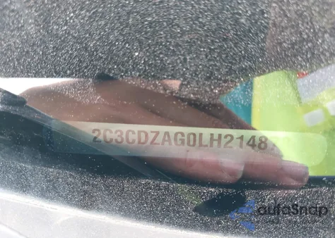 2020 Dodge Challenger Sxt z USA, uszkodzony, nr VIN 2C3CDZAG0LH214878